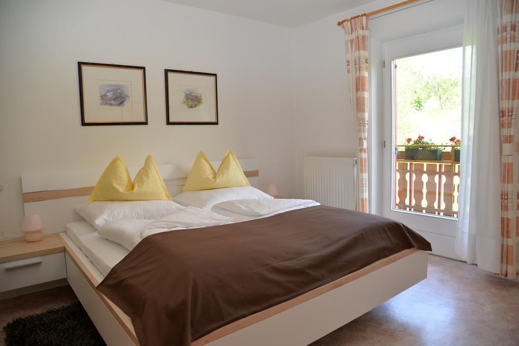 Garni Sonnegg Bed & Breakfast Petersberg ภายนอก รูปภาพ